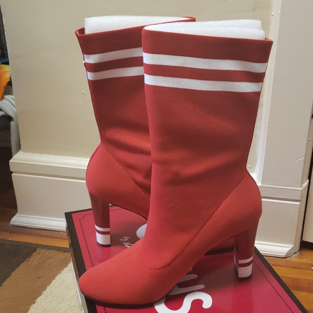 Size 10, Red Hot Boots